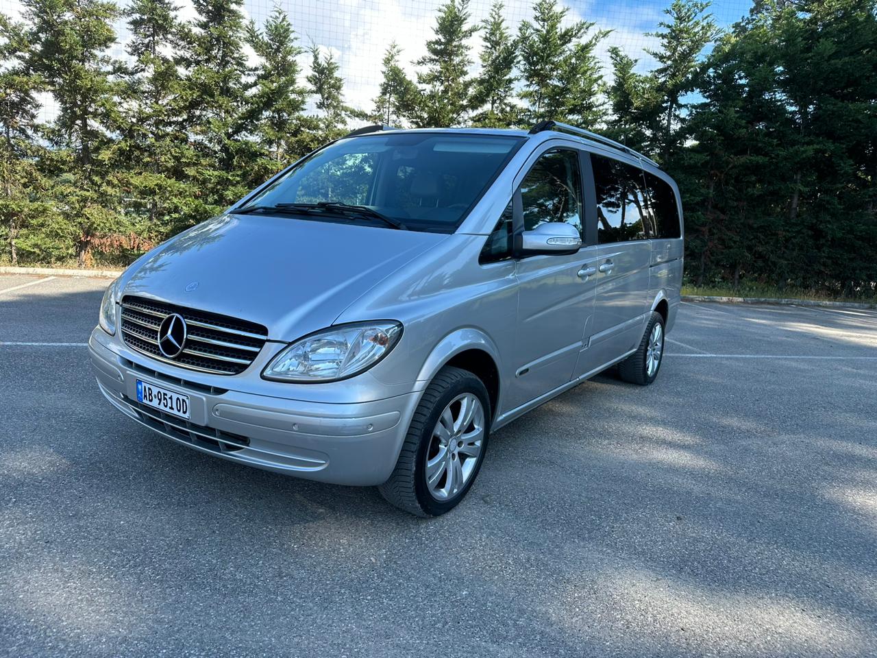 Mercedes Viano