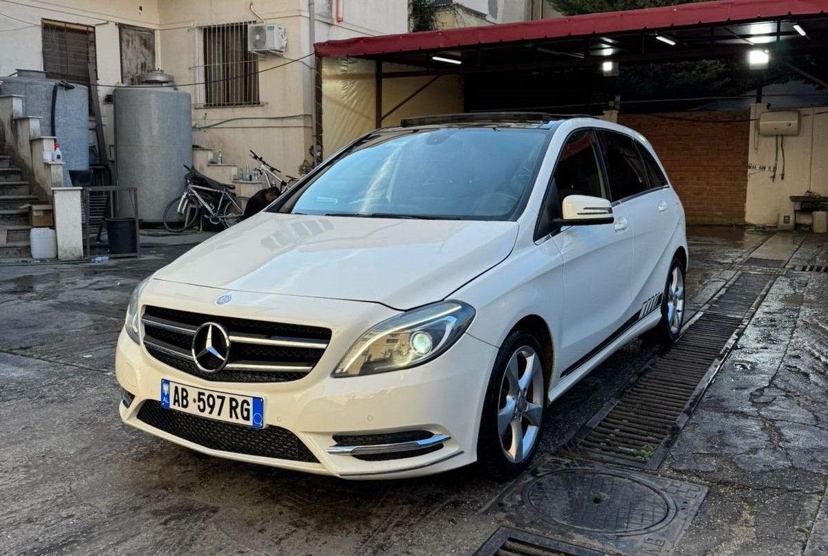 Mercedes B250